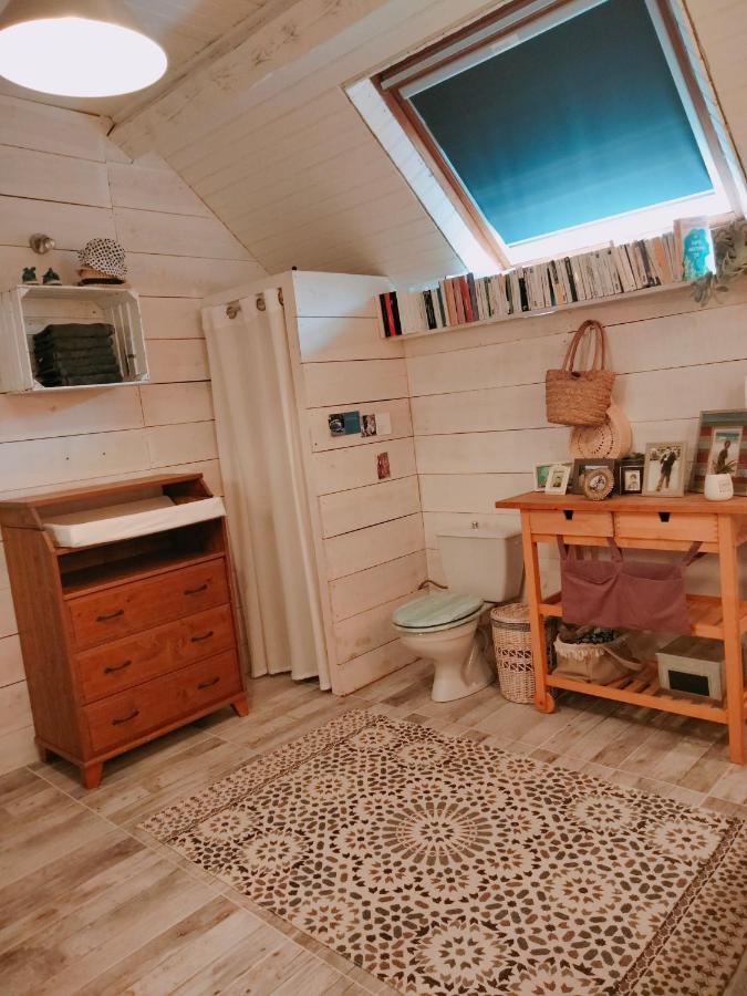 Chambre Familiale Anna "Mon Lit Au Pre" , Jusqu'A 4 Adultes Et 2 Enfants Avec Piscine Familles, Couples Ou Femmes Seulement Pontours 外观 照片
