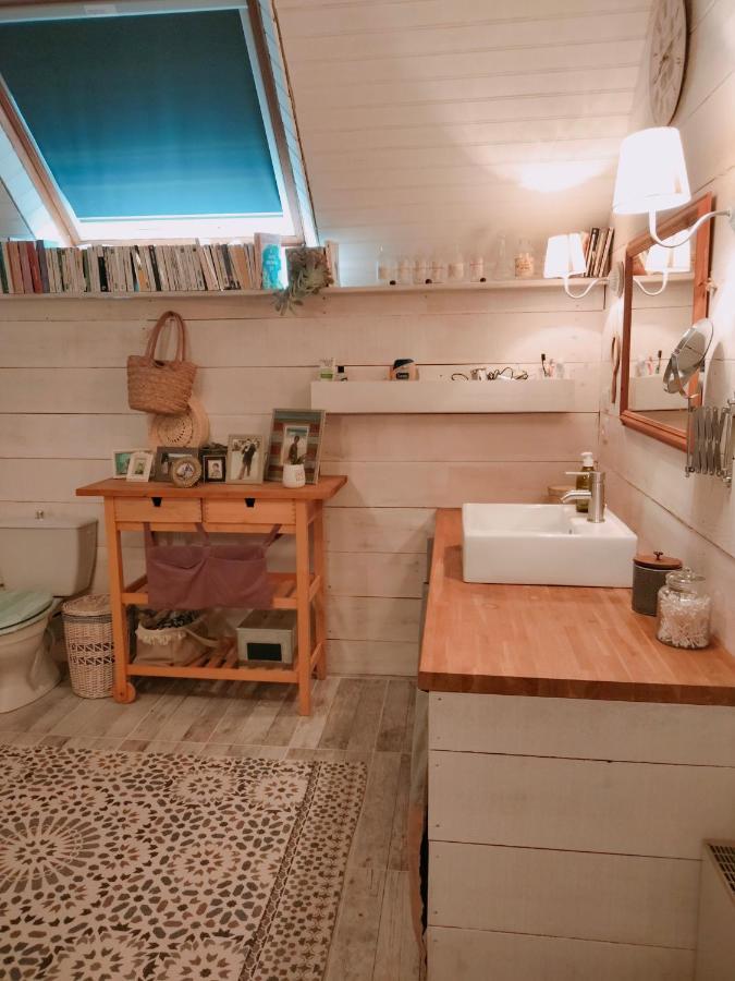 Chambre Familiale Anna "Mon Lit Au Pre" , Jusqu'A 4 Adultes Et 2 Enfants Avec Piscine Familles, Couples Ou Femmes Seulement Pontours 外观 照片